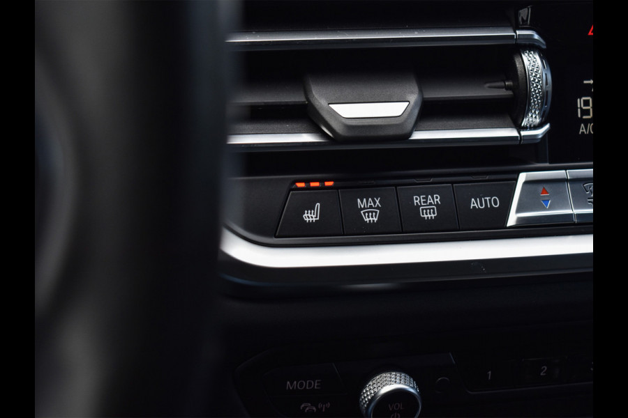 BMW 3 Serie Touring M340i xDrive BUSINESS EDITION PLUS | M-SPORT | SHADOW-LINE | PANORAMADAK | FULL-LED | M-SPORT BRAKE | SPORT DIFFERNTIAL