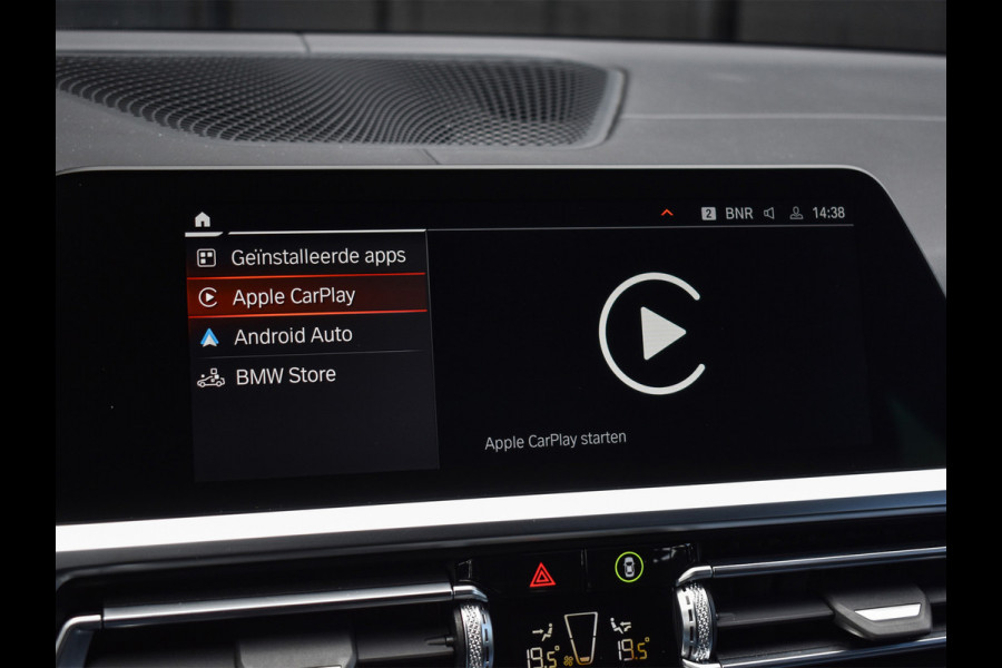 BMW 3 Serie Touring M340i xDrive BUSINESS EDITION PLUS | M-SPORT | SHADOW-LINE | PANORAMADAK | FULL-LED | M-SPORT BRAKE | SPORT DIFFERNTIAL