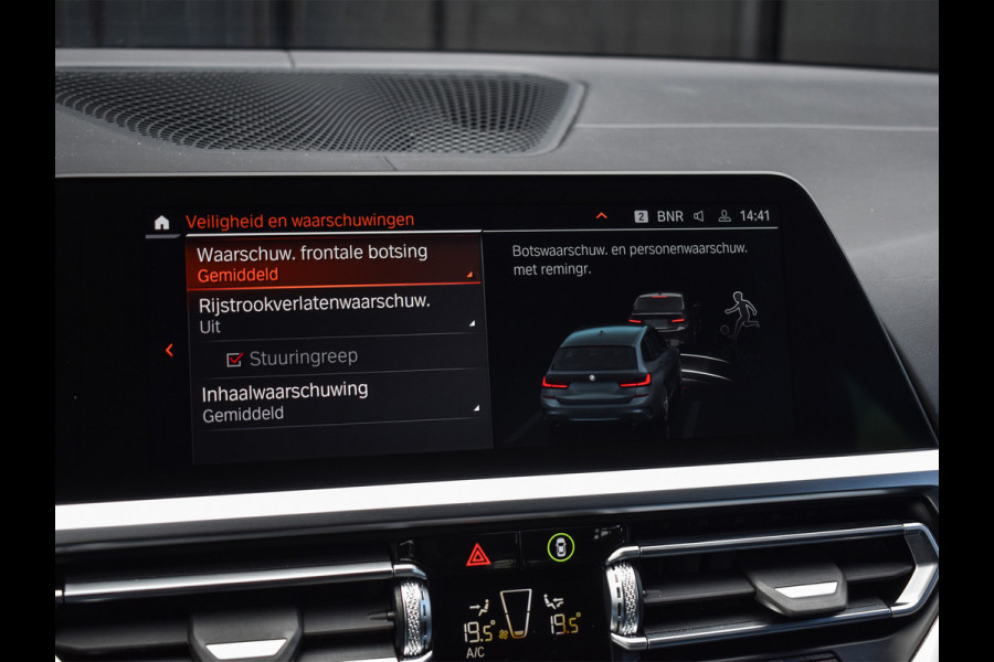 BMW 3 Serie Touring M340i xDrive BUSINESS EDITION PLUS | M-SPORT | SHADOW-LINE | PANORAMADAK | FULL-LED | M-SPORT BRAKE | SPORT DIFFERNTIAL
