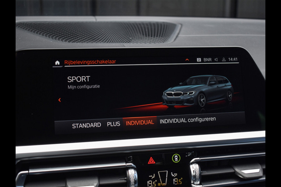BMW 3 Serie Touring M340i xDrive BUSINESS EDITION PLUS | M-SPORT | SHADOW-LINE | PANORAMADAK | FULL-LED | M-SPORT BRAKE | SPORT DIFFERNTIAL