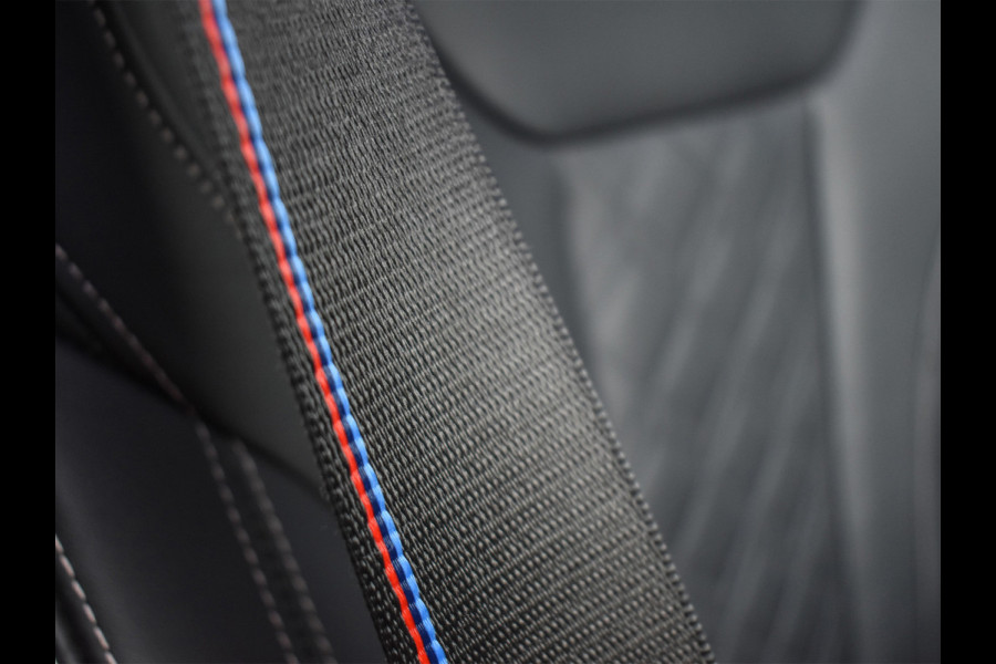 BMW 3 Serie Touring M340i xDrive BUSINESS EDITION PLUS | M-SPORT | SHADOW-LINE | PANORAMADAK | FULL-LED | M-SPORT BRAKE | SPORT DIFFERNTIAL