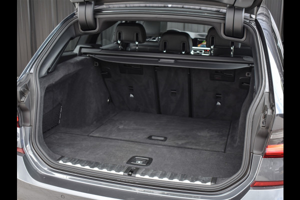 BMW 3 Serie Touring M340i xDrive BUSINESS EDITION PLUS | M-SPORT | SHADOW-LINE | PANORAMADAK | FULL-LED | M-SPORT BRAKE | SPORT DIFFERNTIAL