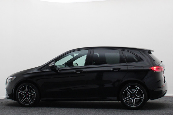 Mercedes-Benz B-Klasse 250 e AMG Line Virtual Cockpit, Sfeerverlichting, Apple Carplay, Standkachel, Cruise, 18'' Mercedes-Benz B-Klasse 250 e AMG Line Virtual Cockpit, Sfeerverlichting, Apple Carplay, Standkachel, Cruise, 18''