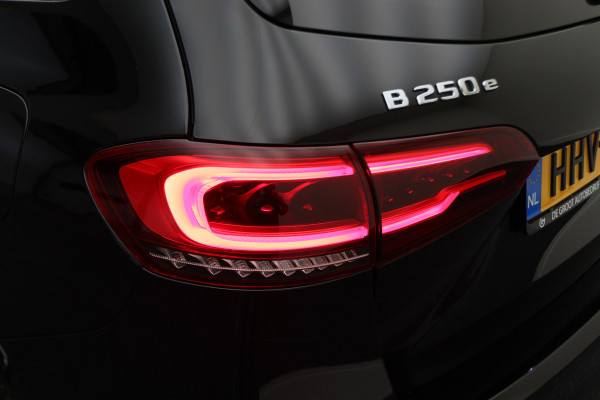 Mercedes-Benz B-Klasse 250 e AMG Line Virtual Cockpit, Sfeerverlichting, Apple Carplay, Standkachel, Cruise, 18'' Mercedes-Benz B-Klasse 250 e AMG Line Virtual Cockpit, Sfeerverlichting, Apple Carplay, Standkachel, Cruise, 18''