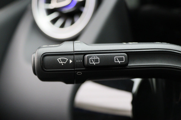 Mercedes-Benz B-Klasse 250 e AMG Line Virtual Cockpit, Sfeerverlichting, Apple Carplay, Standkachel, Cruise, 18'' Mercedes-Benz B-Klasse 250 e AMG Line Virtual Cockpit, Sfeerverlichting, Apple Carplay, Standkachel, Cruise, 18''