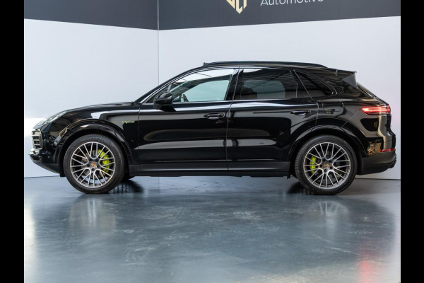 Porsche Cayenne 3.0 E-Hybrid Platinum Edition | Bose |Sport Chrono|Full-Option