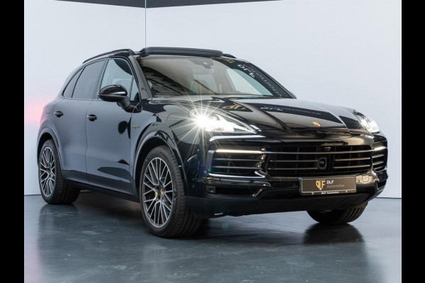 Porsche Cayenne 3.0 E-Hybrid Platinum Edition | Bose |Sport Chrono|Full-Option