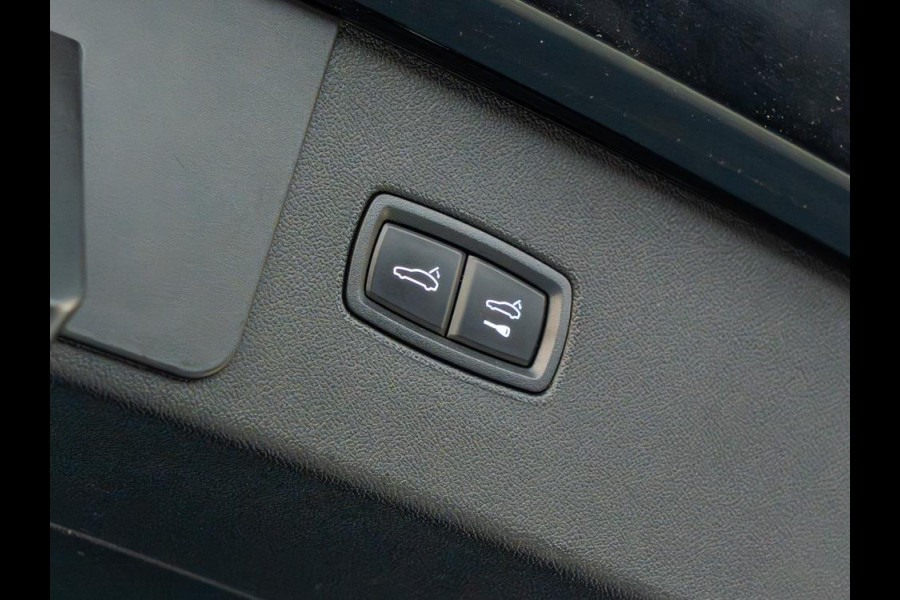 Porsche Cayenne 3.0 E-Hybrid Platinum Edition | Bose |Sport Chrono|Full-Option