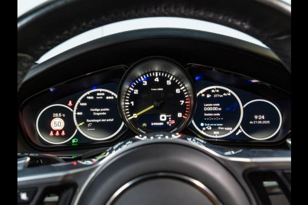 Porsche Cayenne 3.0 E-Hybrid Platinum Edition | Bose |Sport Chrono|Full-Option
