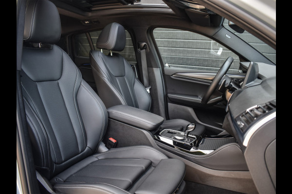 BMW X4 xDrive30i HIGH EXECUTIVE | M-SPORT | SHADOW-LINE | PANORAMADAK | TREKHAAK | COMFORT ACCESS | PANORAMADAK | MEMORY SEATS | HARMAN