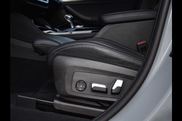 BMW X4 xDrive30i HIGH EXECUTIVE | M-SPORT | SHADOW-LINE | PANORAMADAK | TREKHAAK | COMFORT ACCESS | PANORAMADAK | MEMORY SEATS | HARMAN