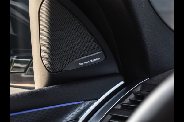 BMW X4 xDrive30i HIGH EXECUTIVE | M-SPORT | SHADOW-LINE | PANORAMADAK | TREKHAAK | COMFORT ACCESS | PANORAMADAK | MEMORY SEATS | HARMAN