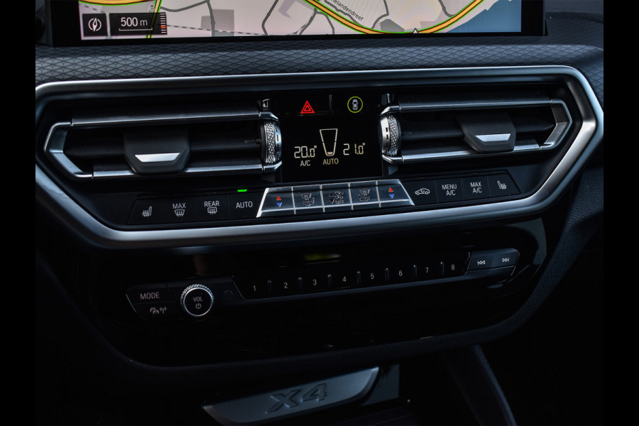 BMW X4 xDrive30i HIGH EXECUTIVE | M-SPORT | SHADOW-LINE | PANORAMADAK | TREKHAAK | COMFORT ACCESS | PANORAMADAK | MEMORY SEATS | HARMAN