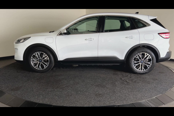 Ford Kuga 2.5 PHEV Titanium | Automatische Deurrandbescherming | Achterbank verstelbaar | Afneembare trekhaak