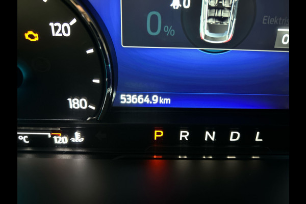 Ford Kuga 2.5 PHEV Titanium | Automatische Deurrandbescherming | Achterbank verstelbaar | Afneembare trekhaak
