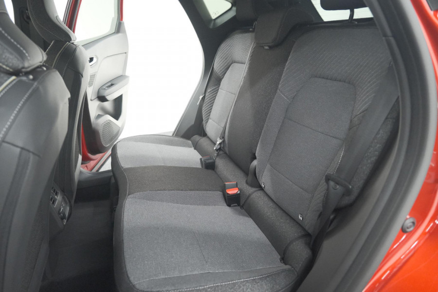 Renault Captur 1.6 E-Tech full hybrid 145 Techno | Adaptieve Cruise Control | Camera | Dodehoekdetectie | Apple Carplay | 18 Inch Lichtmetalen Velgen