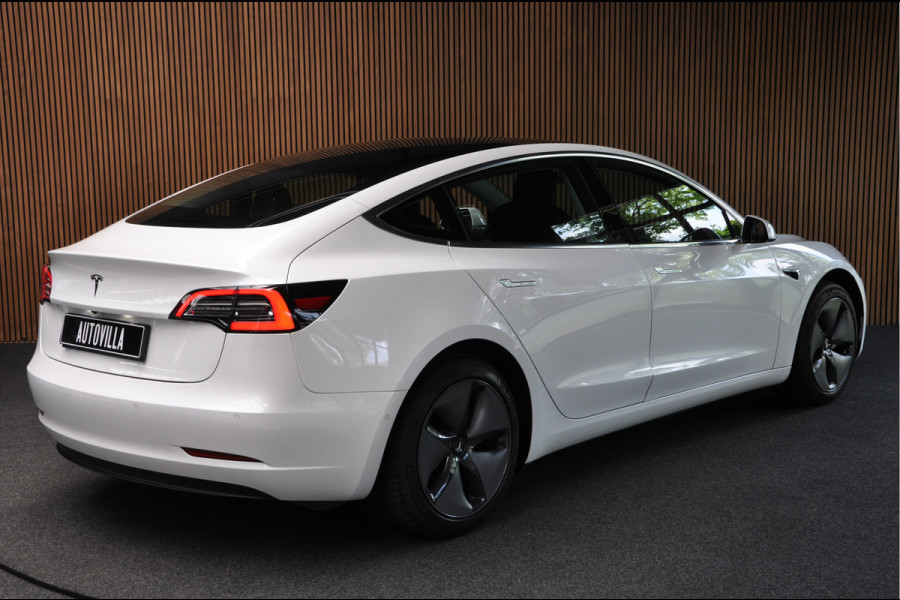 Tesla Model 3 Standard RWD Plus 60 kWh