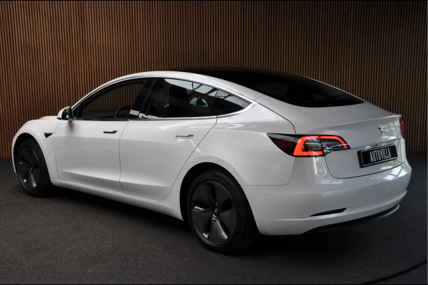 Tesla Model 3 Standard RWD Plus 60 kWh