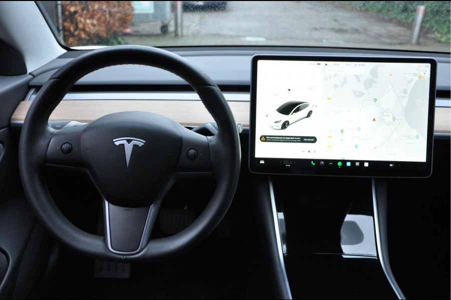Tesla Model 3 Standard RWD Plus 60 kWh