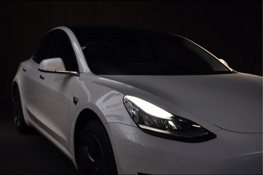 Tesla Model 3 Standard RWD Plus 60 kWh