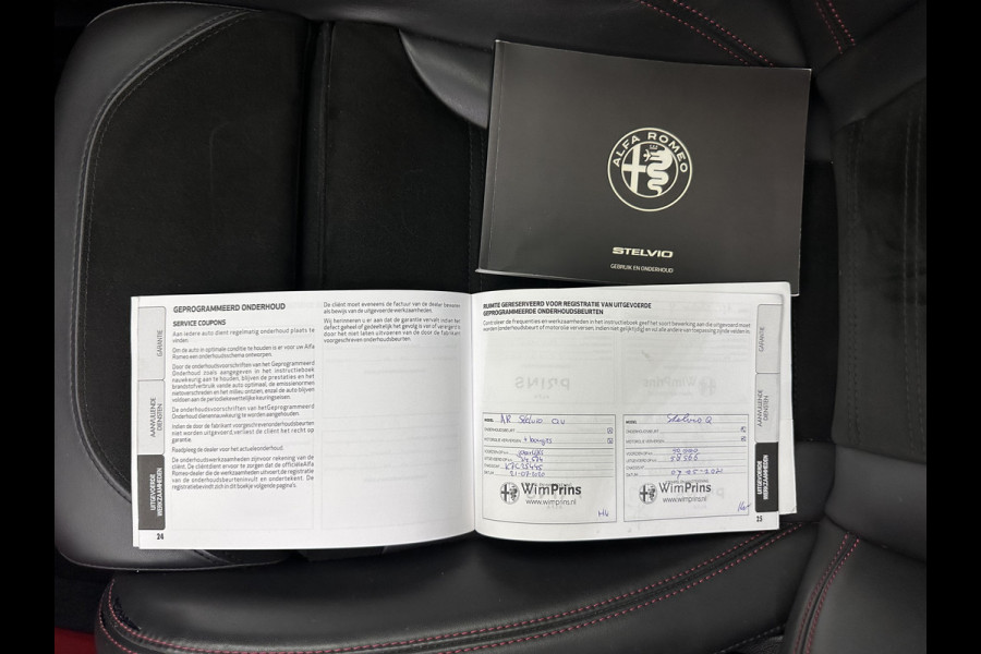 Alfa Romeo Stelvio 2.9 V6 AWD Quadrifoglio (INCL-BTW) Aut. *PANO | LEATHER-ALCANTARA | XENON | ADAPTIVE-CRUISE | BLIND-SPOT | HARMAN/KARDON | MEMORY-PACK | HEATED-SPORTSEATS | DAB+ | KEYLESS | CARPLAY | NAVI-FULLMAP | CARBON-INLAY |
