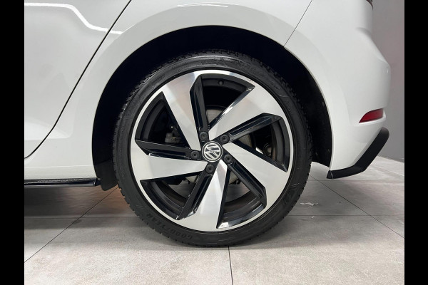 Volkswagen Golf 1.5 TSI R-Line |ACC | LANE | VIRTUAL | LED |
