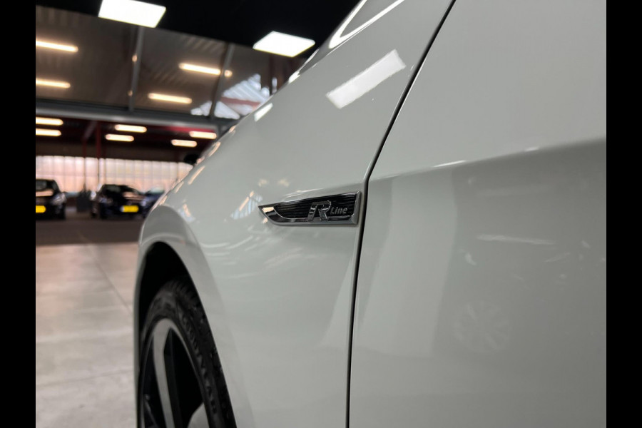 Volkswagen Golf 1.5 TSI R-Line |ACC | LANE | VIRTUAL | LED |