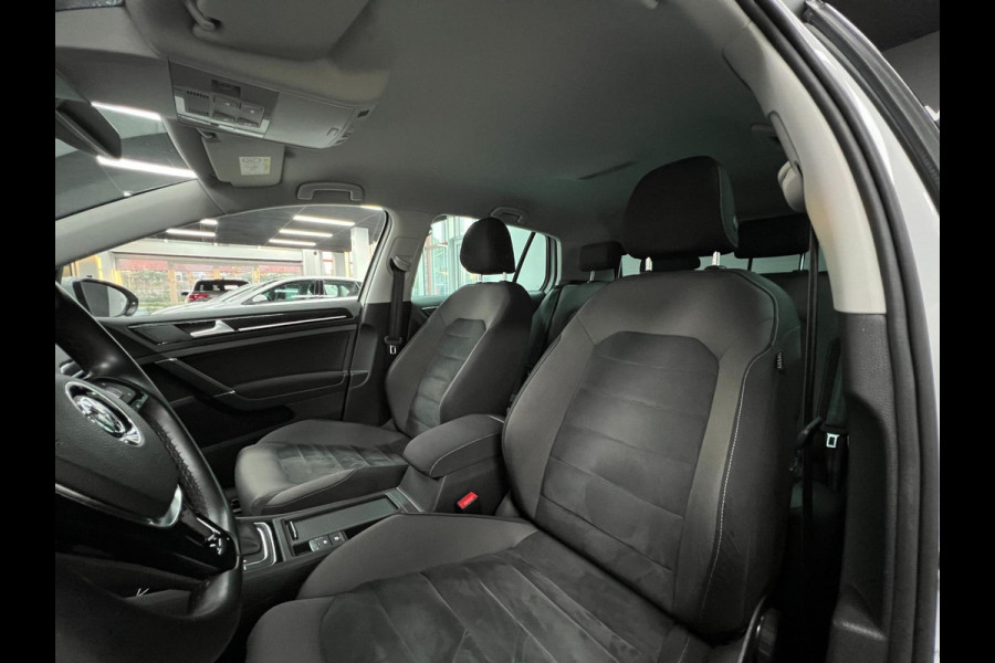 Volkswagen Golf 1.5 TSI R-Line |ACC | LANE | VIRTUAL | LED |