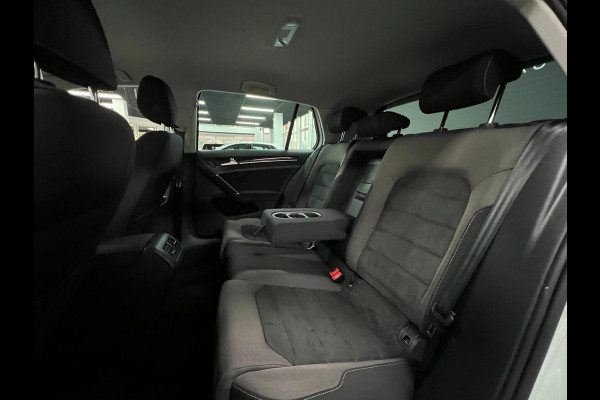 Volkswagen Golf 1.5 TSI R-Line |ACC | LANE | VIRTUAL | LED |