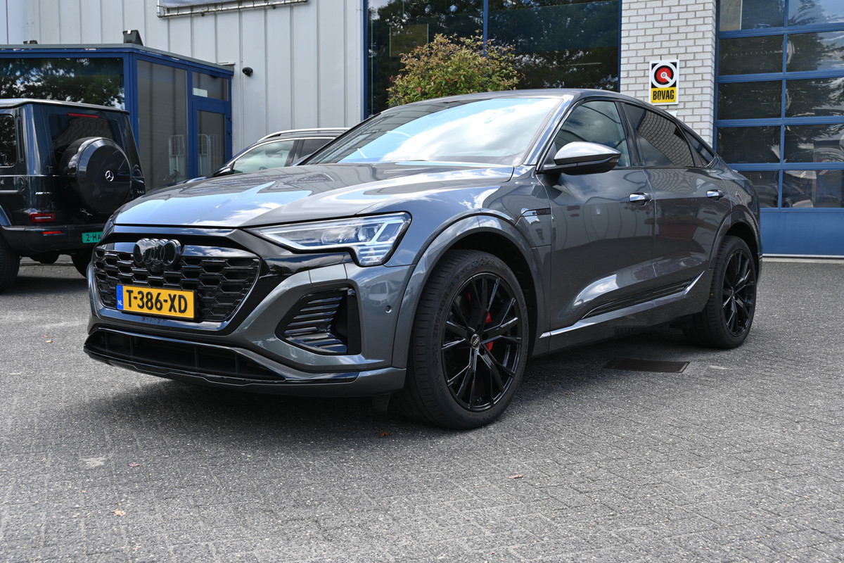 Audi Q8 Sportback e-tron 55 quattro S Edition 115 kWh Sportstoelen, B&O, Pano, Lichtpakket Audi Q8 Sportback e-tron 55 quattro S Edition 115 kWh Sportstoelen, B&O, Pano, Lichtpakket