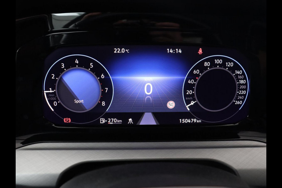 Volkswagen Golf 1.5 TSI Life | Camera | Carplay | Adaptive cruise | Sfeerverlichting | Navigatie | Full LED | Getint glas | Climate control