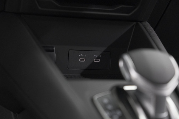 Renault Captur 1.6 E-Tech full hybrid 145 Techno | 360 Camera | Adaptieve Cruise Control | Apple Carplay | 18 Inch Lichtmetalen Velgen