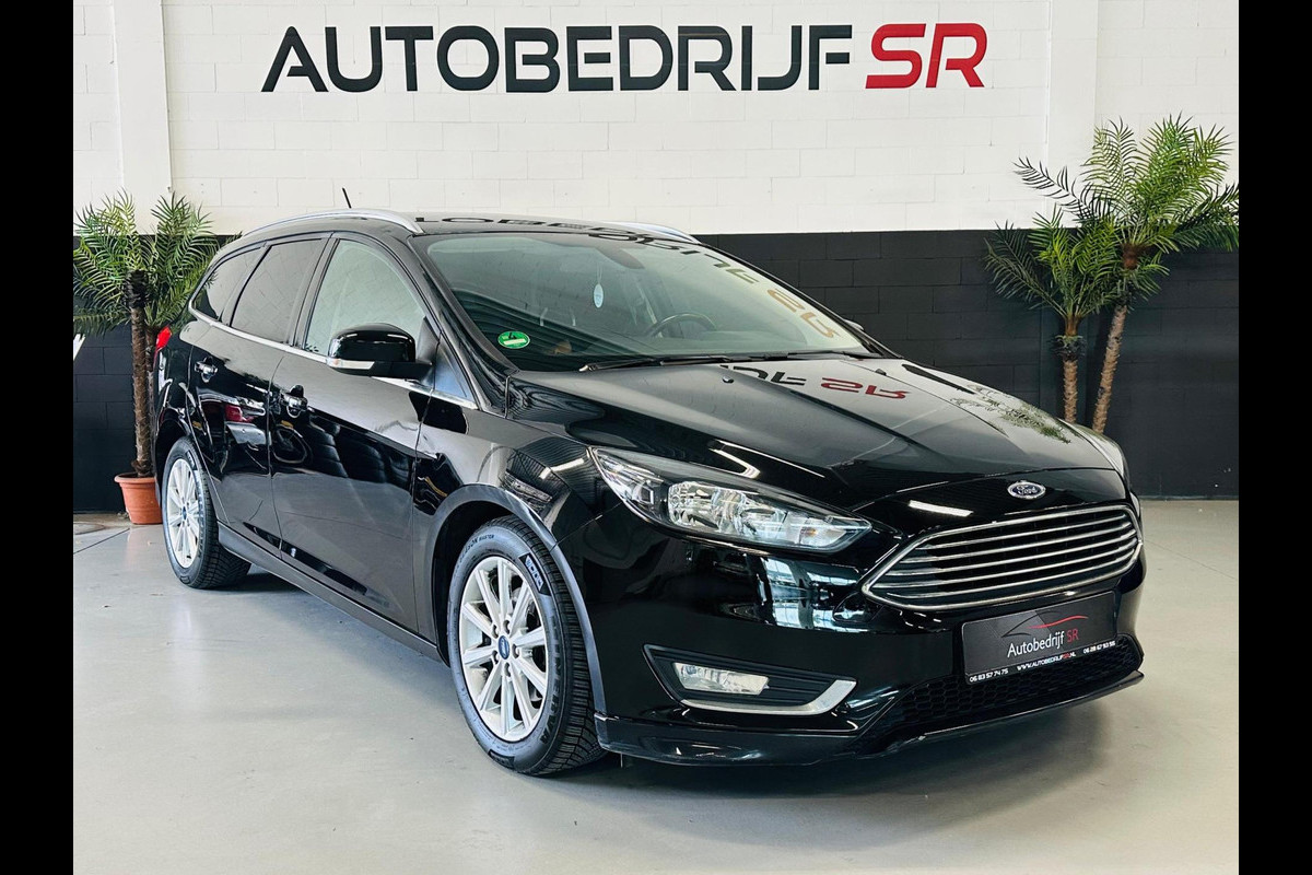 Ford FOCUS Wagon 1.0 Lease Edition Titanium Camera! Navigatie! Stoelverwarming!