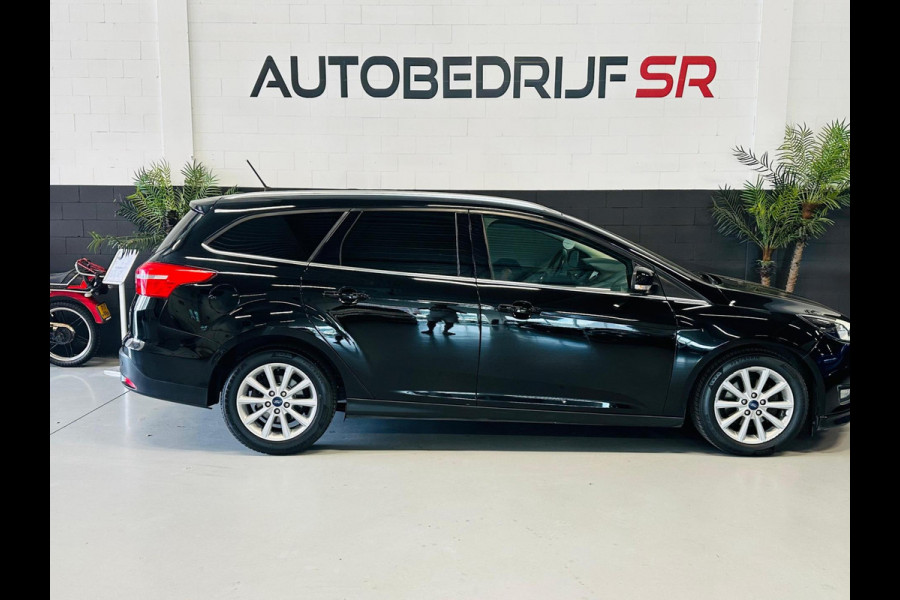 Ford FOCUS Wagon 1.0 Lease Edition Titanium Camera! Navigatie! Stoelverwarming!