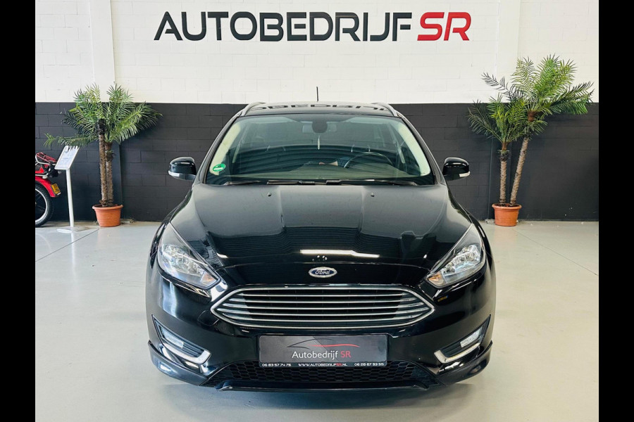 Ford FOCUS Wagon 1.0 Lease Edition Titanium Camera! Navigatie! Stoelverwarming!