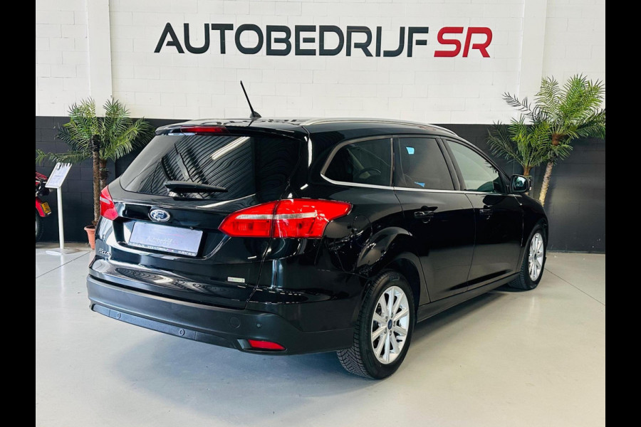 Ford FOCUS Wagon 1.0 Lease Edition Titanium Camera! Navigatie! Stoelverwarming!