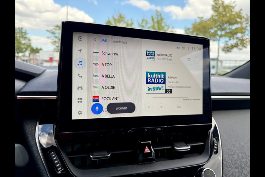 Toyota Corolla Touring Sports Hybrid 140 Business, CarPlay, Trekhaak, Stuur + stoelverw