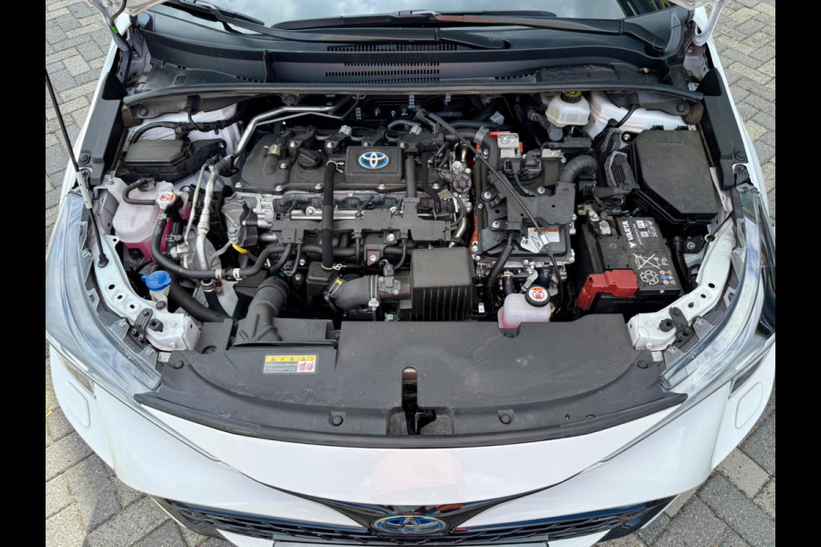 Toyota Corolla Touring Sports Hybrid 140 Business, CarPlay, Trekhaak, Stuur + stoelverw