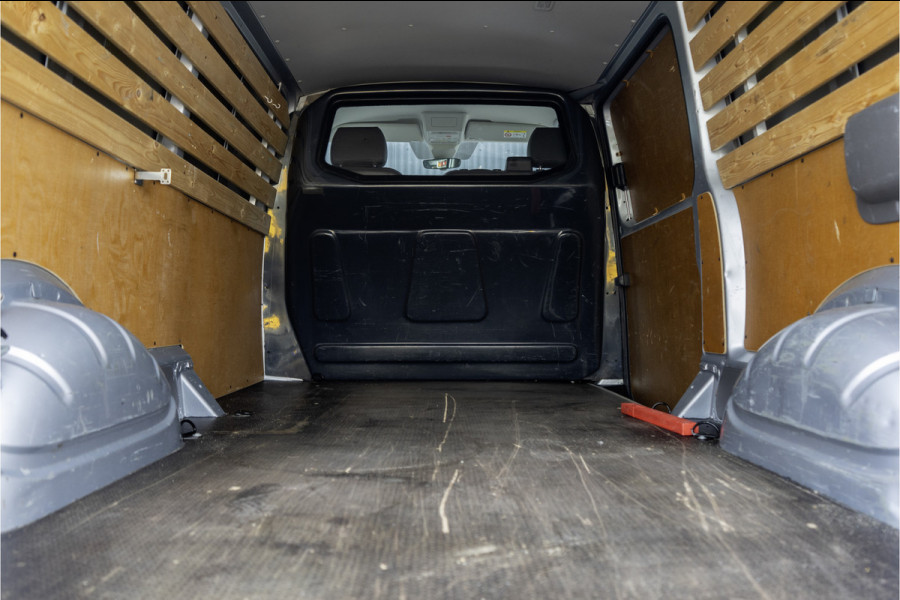 Volkswagen Transporter TDI L2H1 | Automaat | 199PK | CarPlay | Navi | LED | Cruise | Airco | PDC | Euro 6
