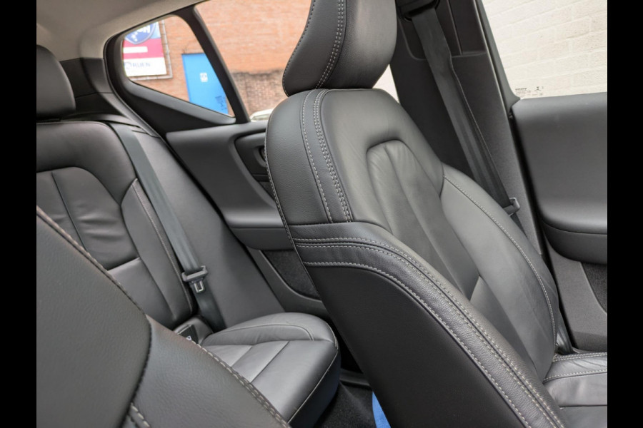 Volvo XC40 2.0 B3 Ultimate Bright|Panodak|Sportstoelen|Leder|Memory|Adaptive-Cruise|Stoel/Stuurverwarming|Harman/Kardon