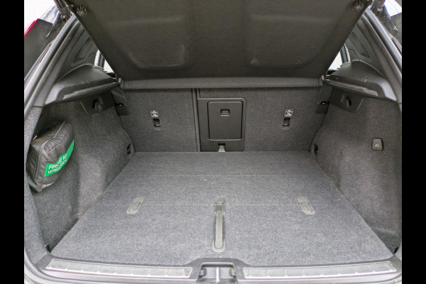 Volvo XC40 2.0 B3 Ultimate Bright|Panodak|Sportstoelen|Leder|Memory|Adaptive-Cruise|Stoel/Stuurverwarming|Harman/Kardon