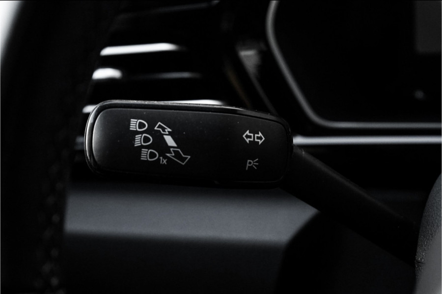 Volkswagen Caddy Cargo 2.0 TDI 1st Edition LED Virtual Cockpit ACC Stoelverw