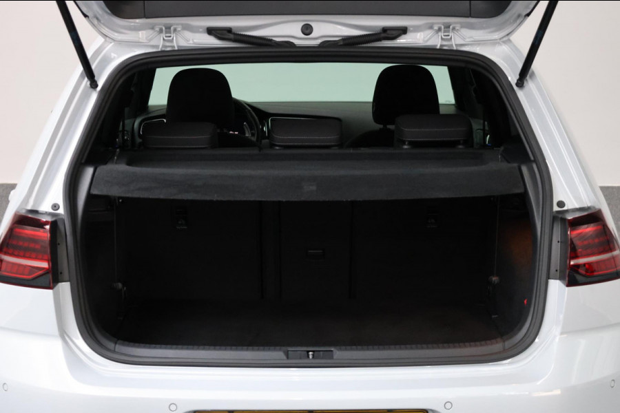 Volkswagen Golf 2.0 TSI 4Motion R 310+PK LED/VIRTUAL/PANO/ALCANTARA+S.VERWARMING/DYNAUDIO/19" LMV/ACC/ECC/12 MDN GARANTIE!