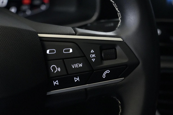 Seat Leon 1.0 TSI Style Launch Edition | CarPlay | Virtual | Acc | Camera | Pdc | Climate |