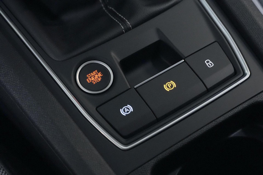 Seat Leon 1.0 TSI Style Launch Edition | CarPlay | Virtual | Acc | Camera | Pdc | Climate |
