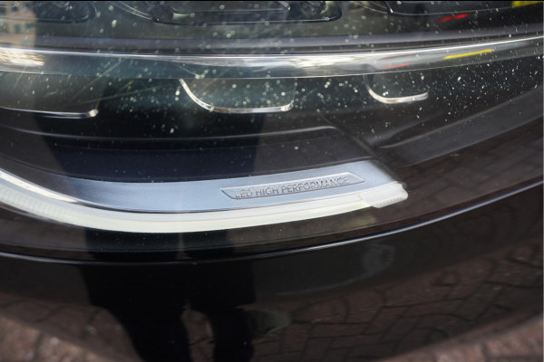 Mercedes-Benz GLC 200 Business Solution Limited | Origineel NL | Panoramadak | Trekhaak | Adaptive + Lane Departure | 360 camera | Apple Carplay | Geperforreerd lederen interieur | AMG sportvelgen