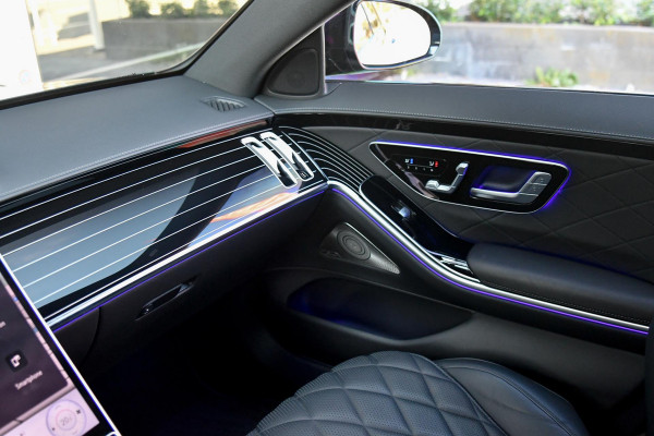 Mercedes-Benz S-Klasse 450 e AMG Line. Nappaleder, 4W sturing, Massage, Koeling, Pano, Softclose, HUD, 360, Burm, Distro+