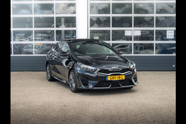 Kia ProCeed 1.5 T-GDi GT-PlusLine | Automaat | Pano dak | 18" velgen | Clima | Cruise | GT interieur