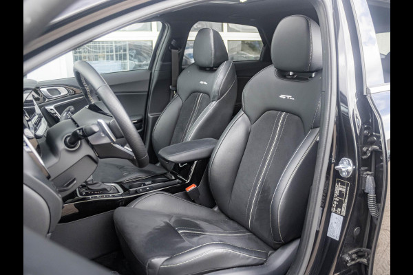 Kia ProCeed 1.5 T-GDi GT-PlusLine | Automaat | Pano dak | 18" velgen | Clima | Cruise | GT interieur
