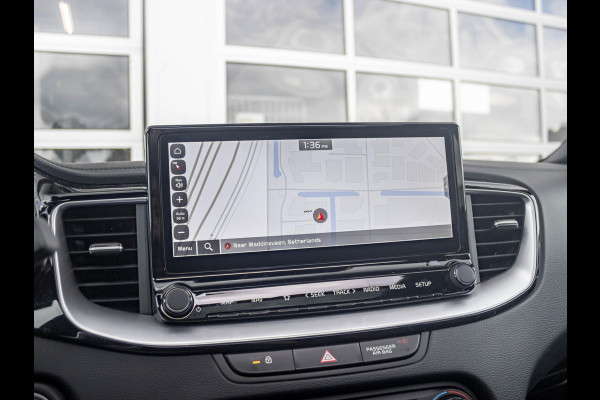 Kia ProCeed 1.5 T-GDi GT-PlusLine | Automaat | Pano dak | 18" velgen | Clima | Cruise | GT interieur